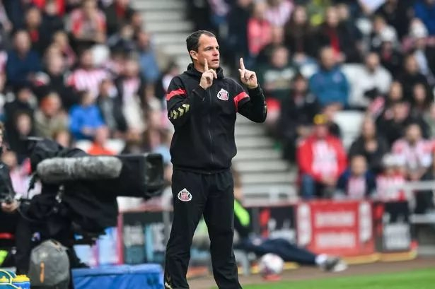 桑德兰逆转纽卡斯尔绝杀取胜 勒布里斯谈团队凝