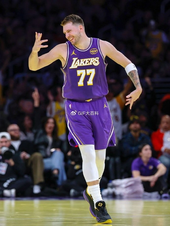 塔图姆约基奇领跑周最佳榜单 约基奇刷新历史三