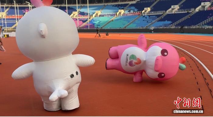 粤港澳全运会吉祥物表演者：让观众笑着走出赛
