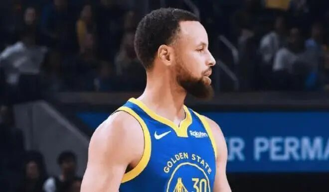 库里对阵火箭复出引热议，瞄准杜兰特重逢？